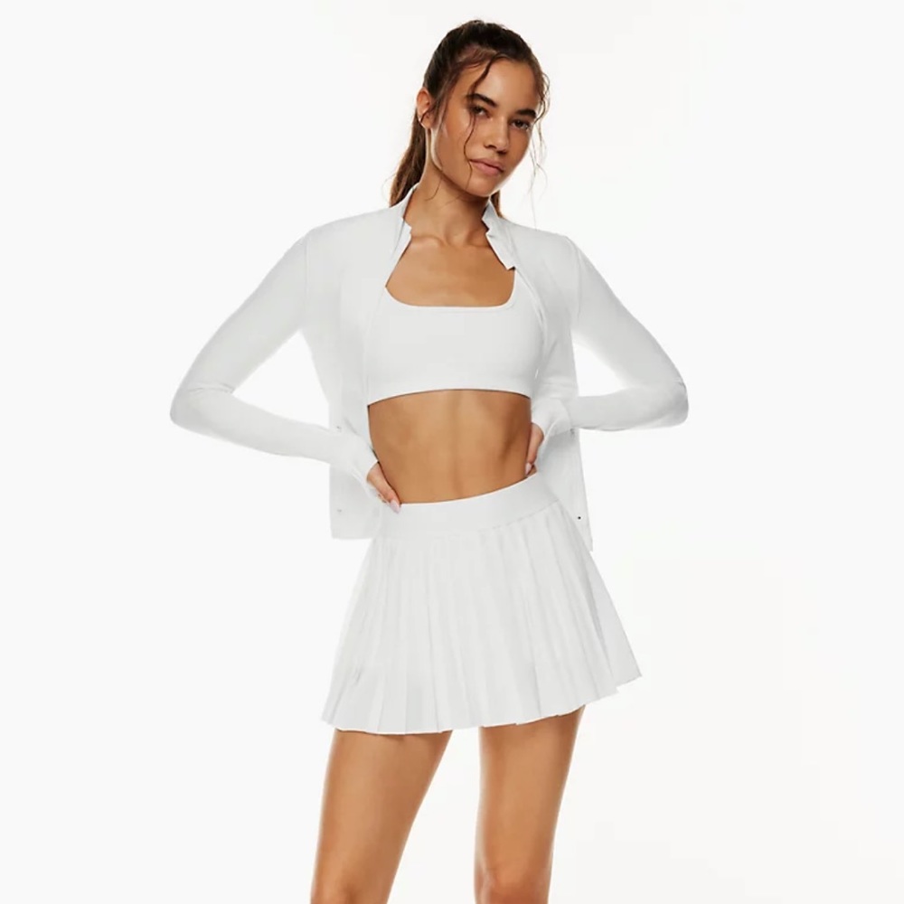 Tnaction aritzia TnaMOVE™ Tennis white small Micro Skirt